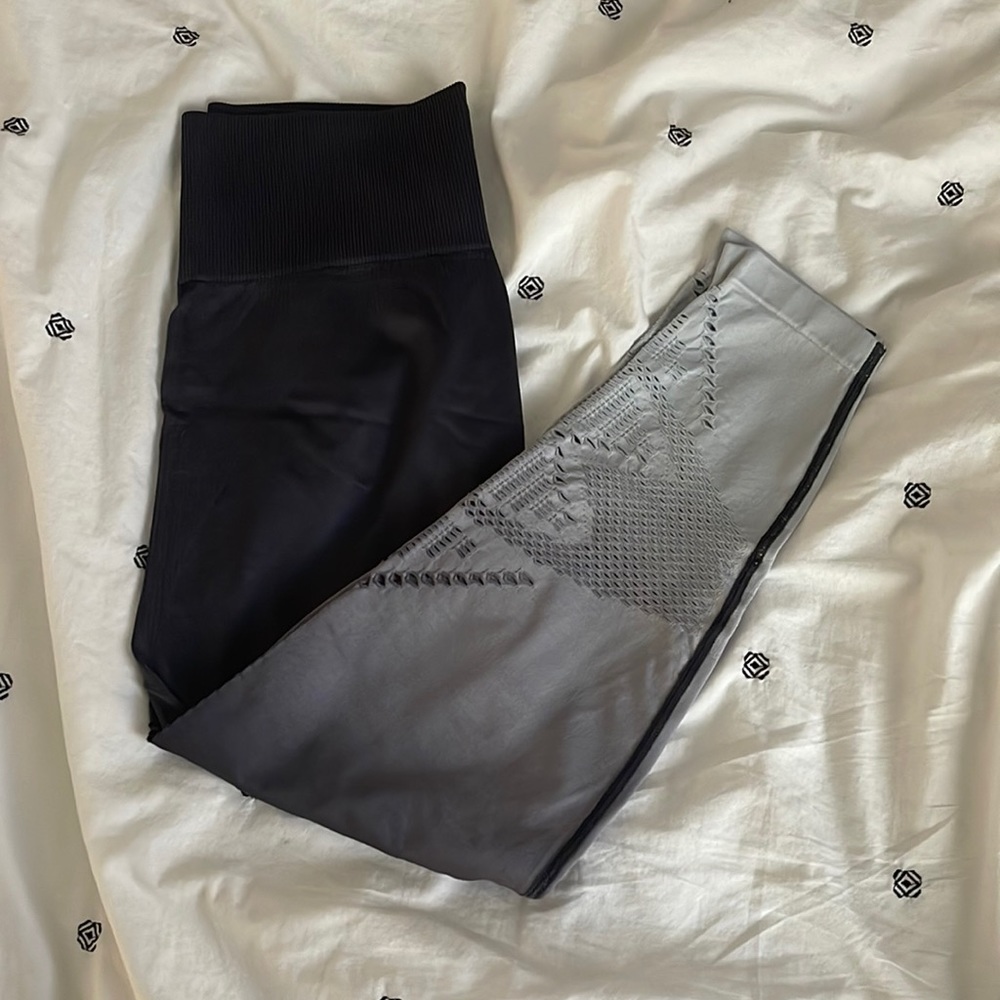 Pink Victoria’s Secret Cool & Comfy 3/4 Leggings